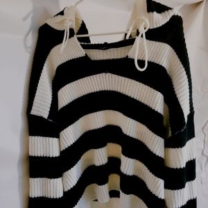 SHEIN Hooded Sweater, like new